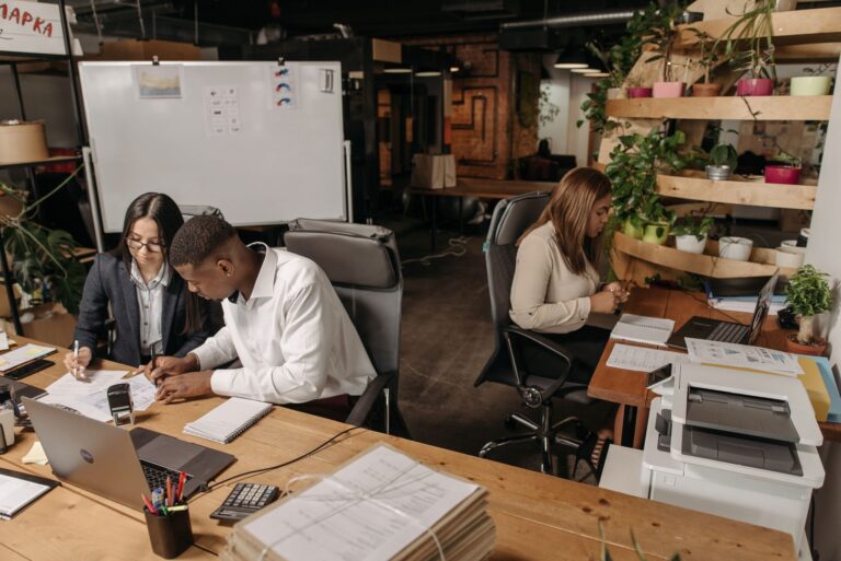 Comment le leadership et le mentorat contribuent-ils à la croissance professionnelle ?