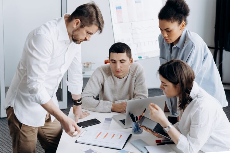 Comment le leadership peut s&rsquo;adapter aux changements et favoriser l&rsquo;agilité ?