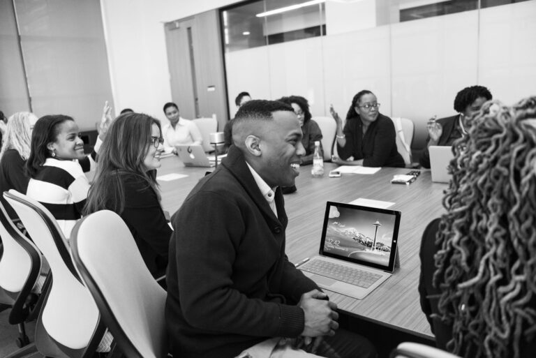 Pourquoi diversifier ses expériences est-il crucial pour son évolution professionnelle ?